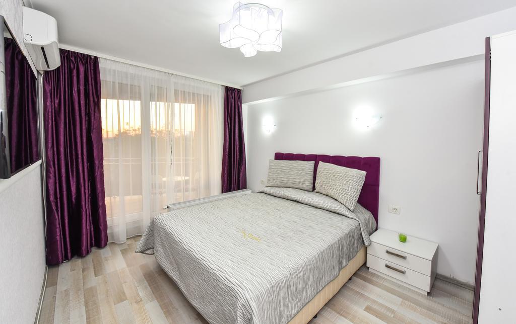 Pierre Cardin Deluxe Apartment With Terrace By Magniflex Бухарест Экстерьер фото